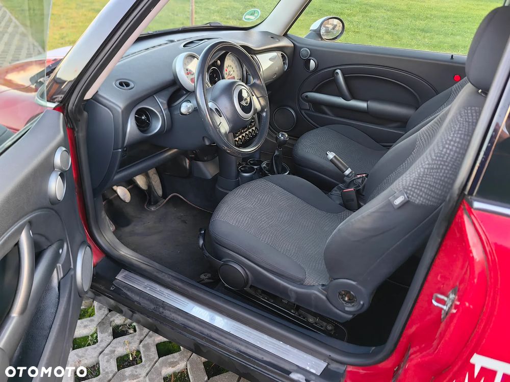 MINI Cooper chili - 4