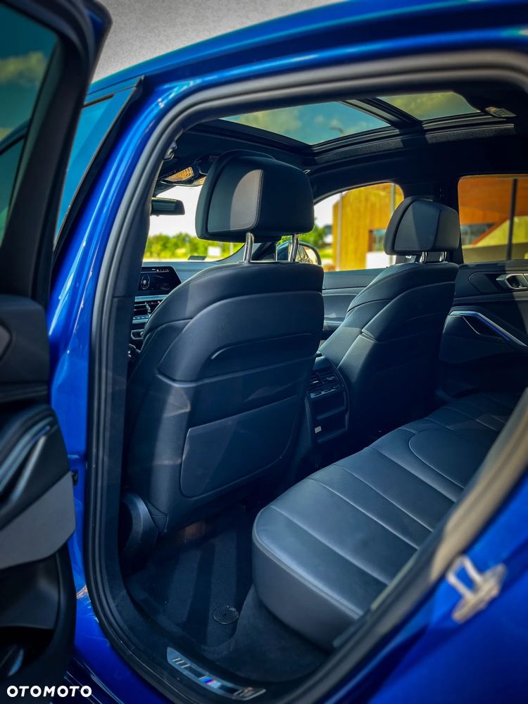 BMW X6 xDrive40d mHEV - 28