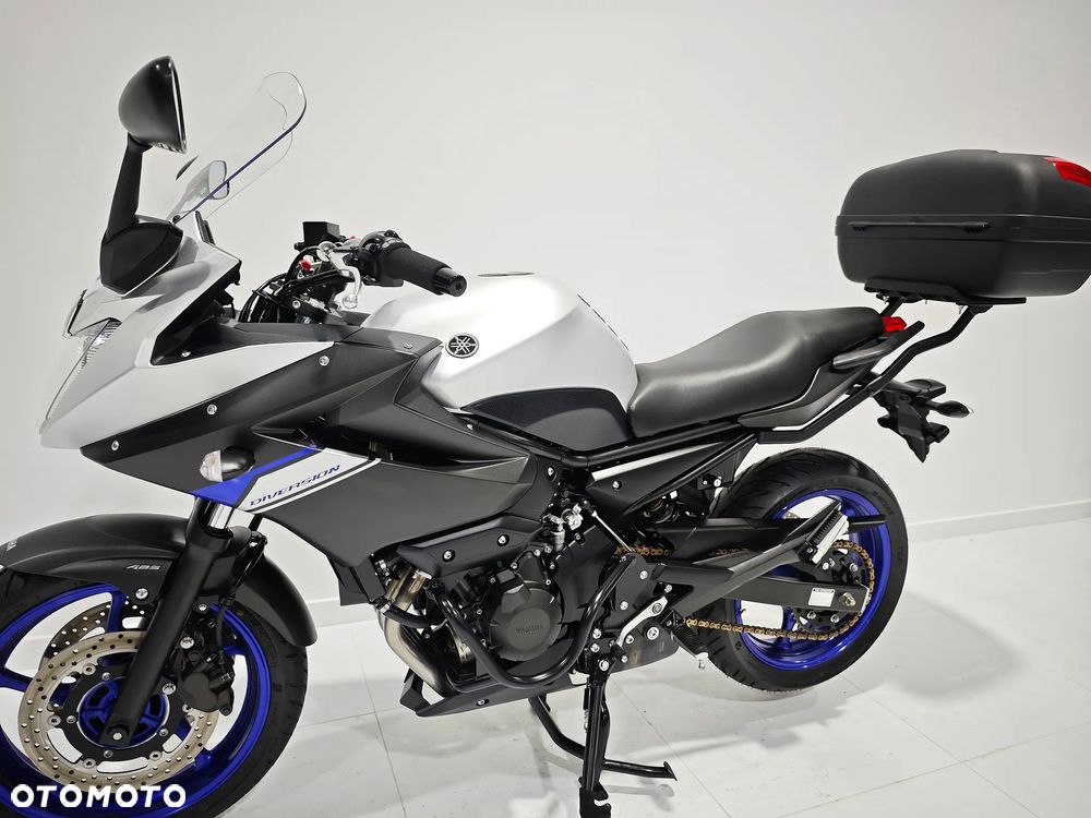 Yamaha XJ - 16