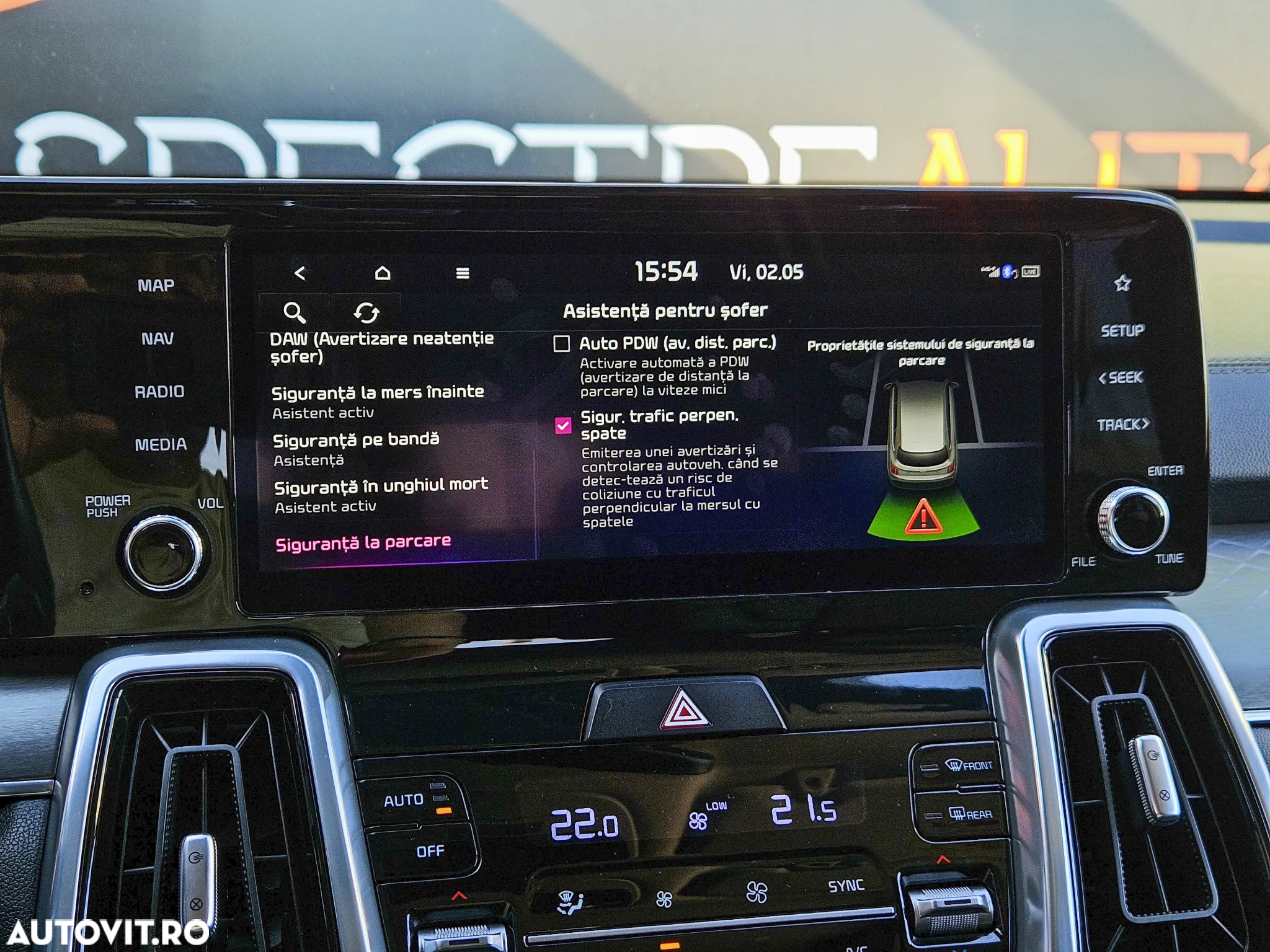 Kia Sorento - 32