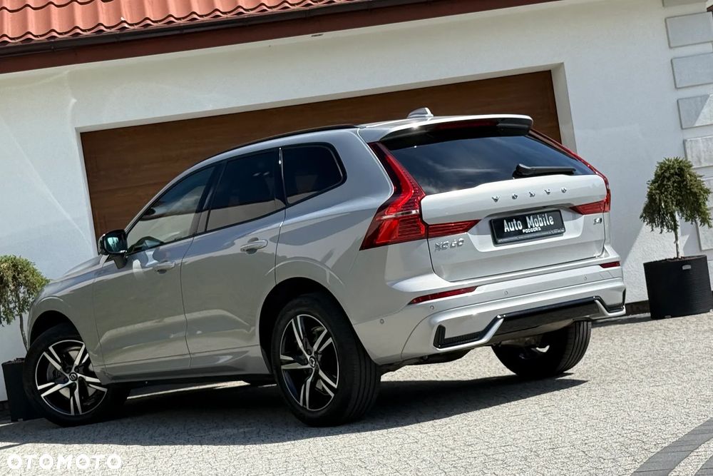 Volvo XC 60 B4 D AWD Plus Dark - 7