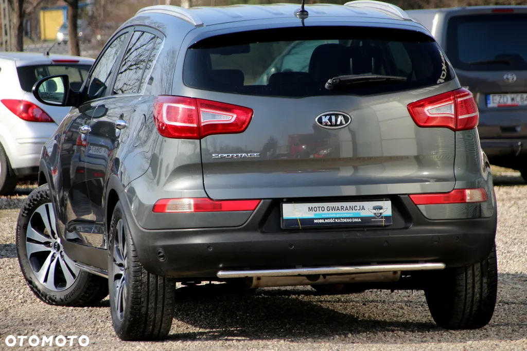 Kia Sportage 2.0 CVVT 2WD Spirit - 13