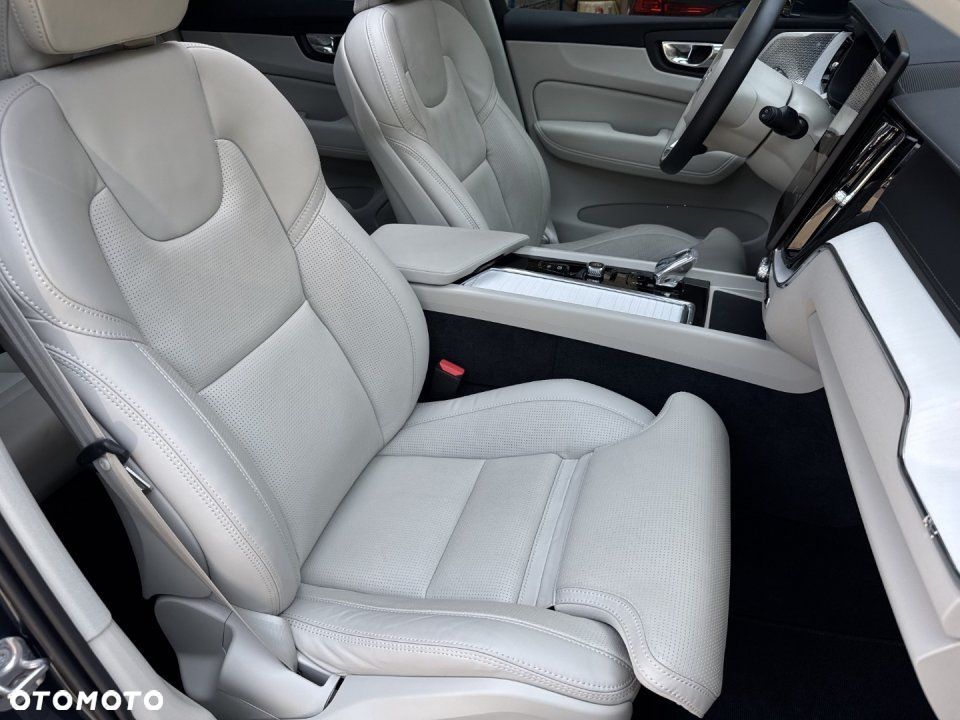Volvo XC 60 - 19