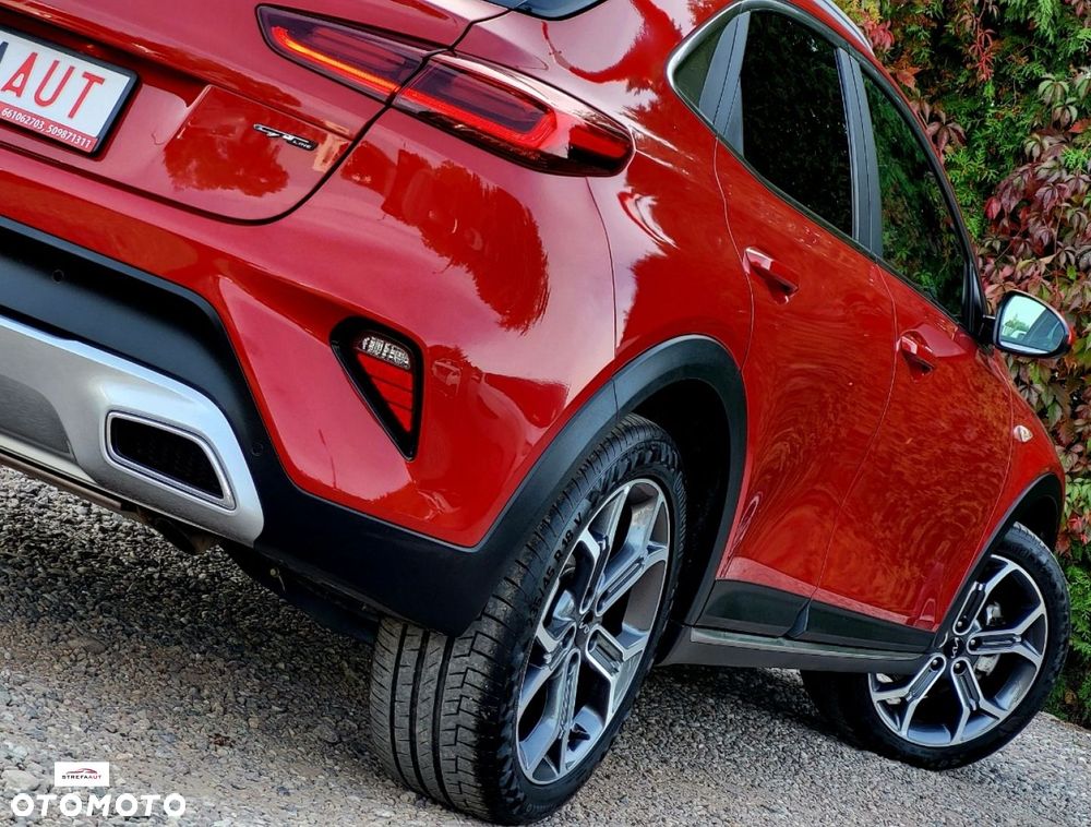 Kia XCeed - 18