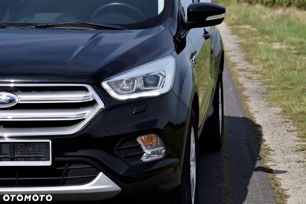 Ford Kuga - 17