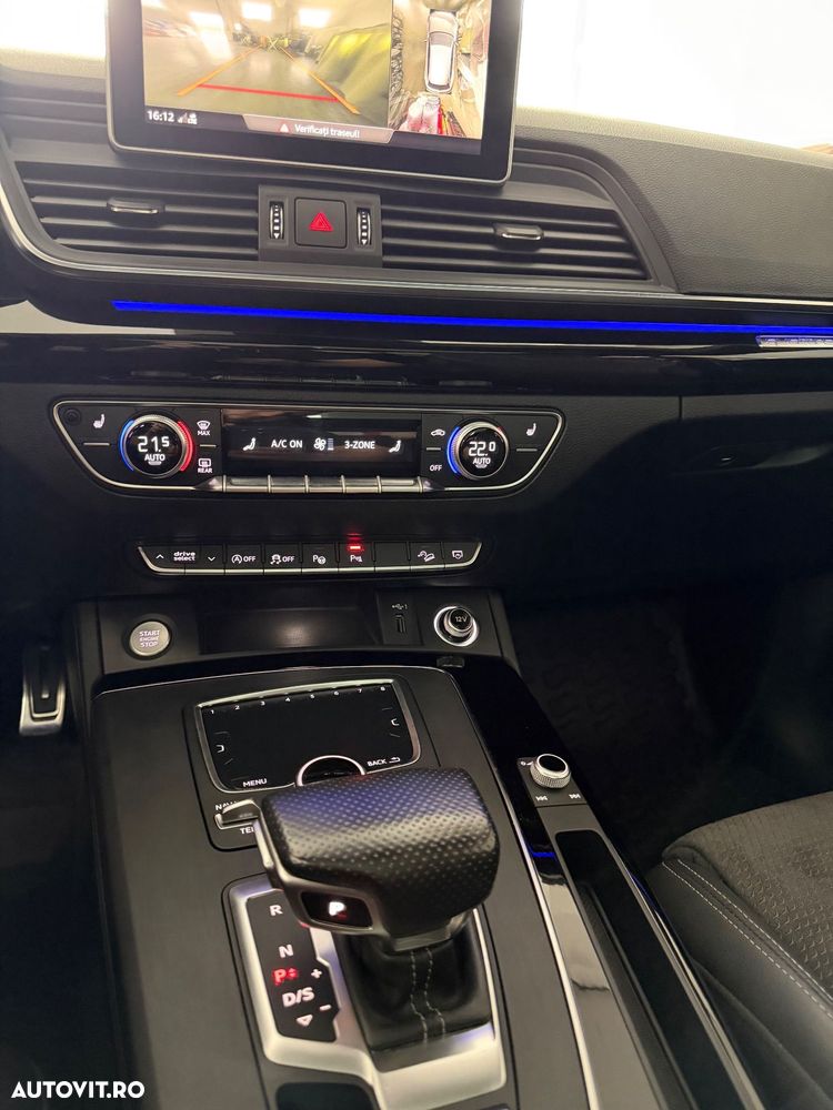 Audi Q5 2.0 40 TDI quattro S tronic Design - 21