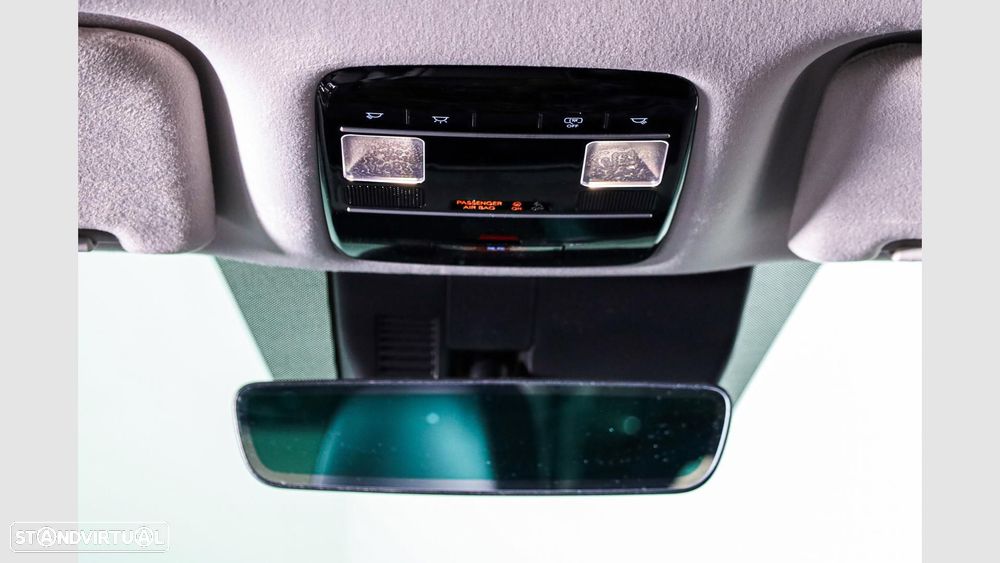 Hyundai Santa Fe 1.6 T-GDI PHEV Vanguard - 17