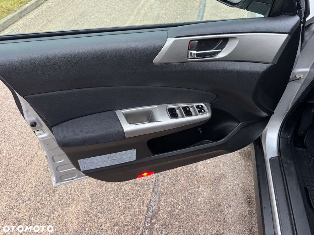 Subaru Forester 2.0D Exclusive - 20