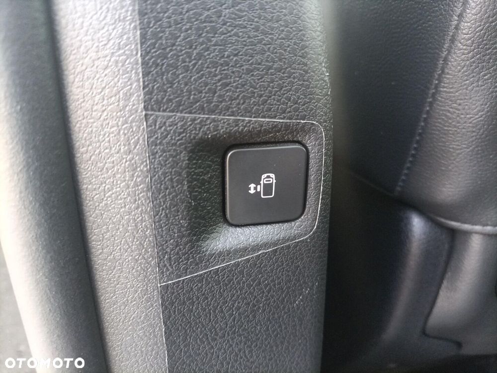 Toyota Proace Verso 2.0 D4-D Medium VIP - 19