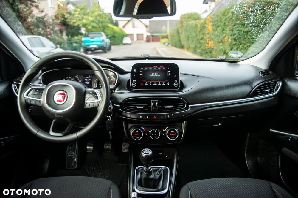 Fiat Tipo 1.4 T-Jet Business Line - 32