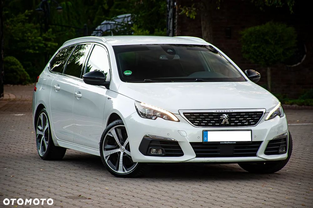 Peugeot 308 - 1