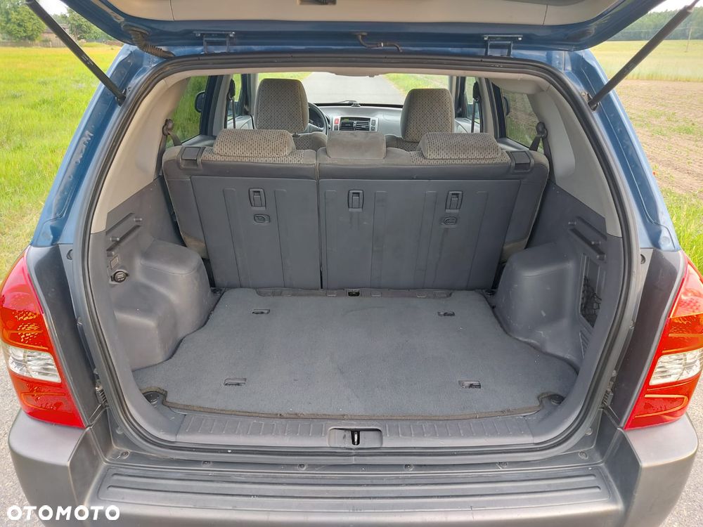 Hyundai Tucson 2.0 CRDi Active - 22