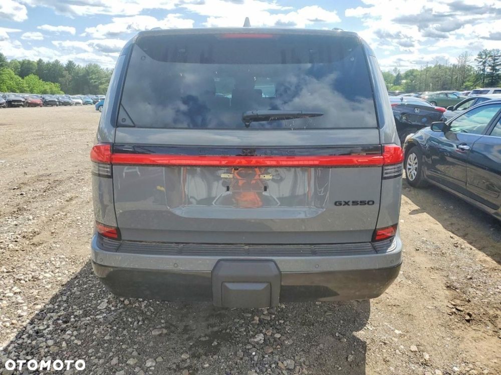 Lexus GX - 5