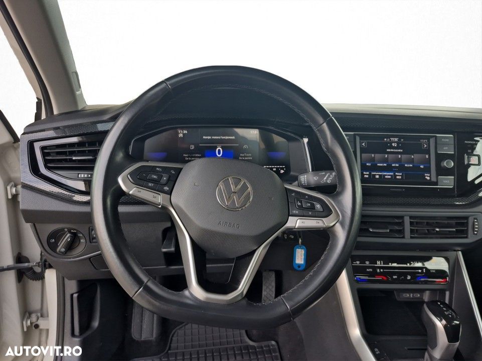 Volkswagen Taigo - 11