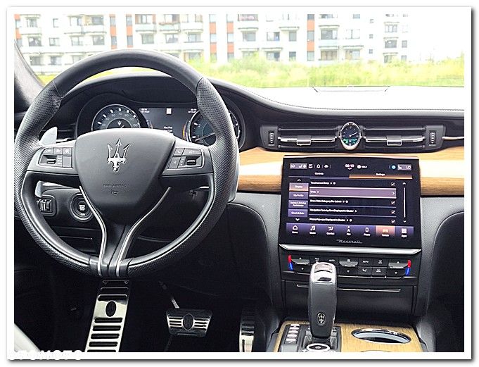 Maserati Quattroporte S - 32