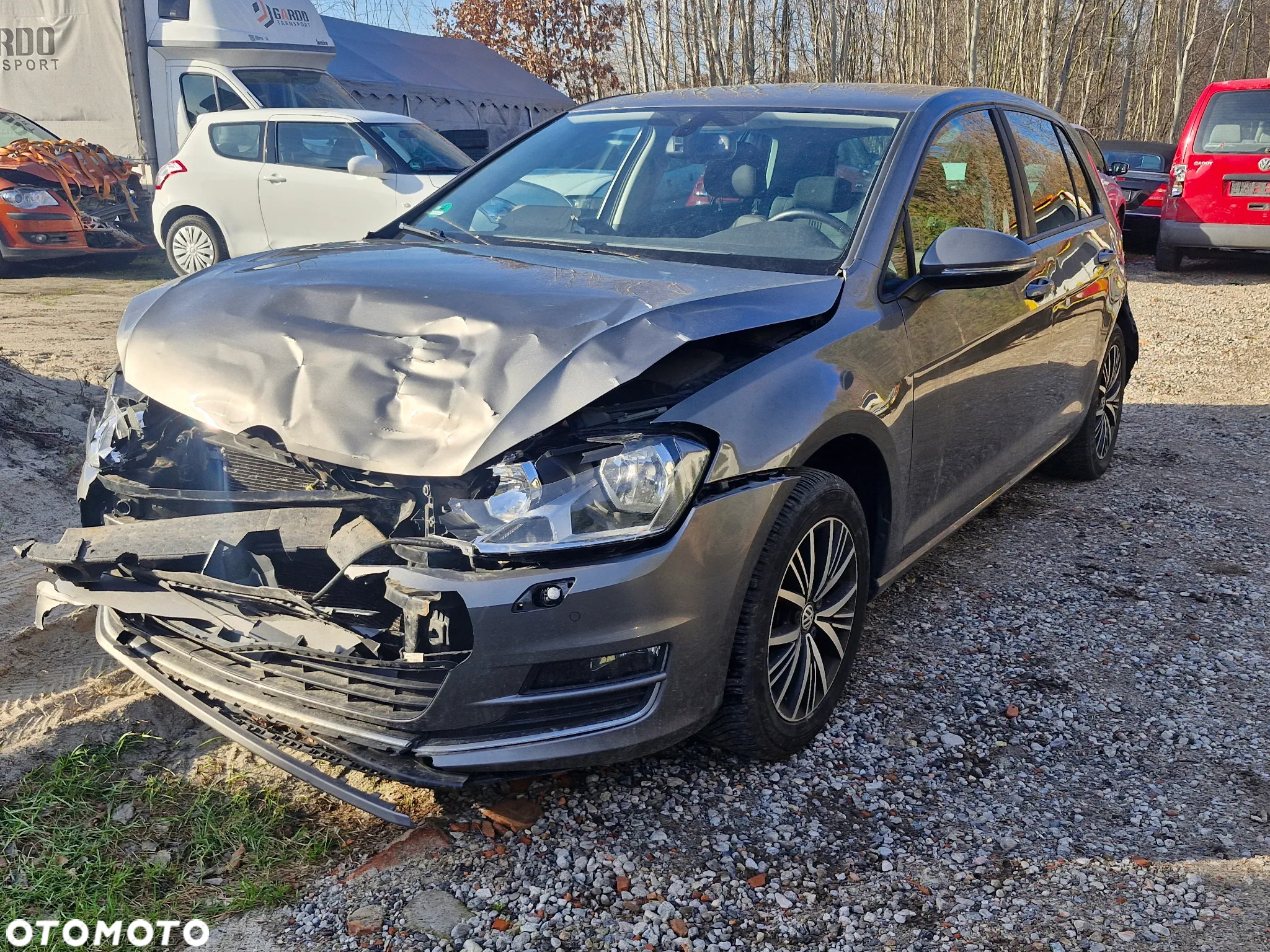 Volkswagen Golf 2.0 TDI SCR Highline - 3