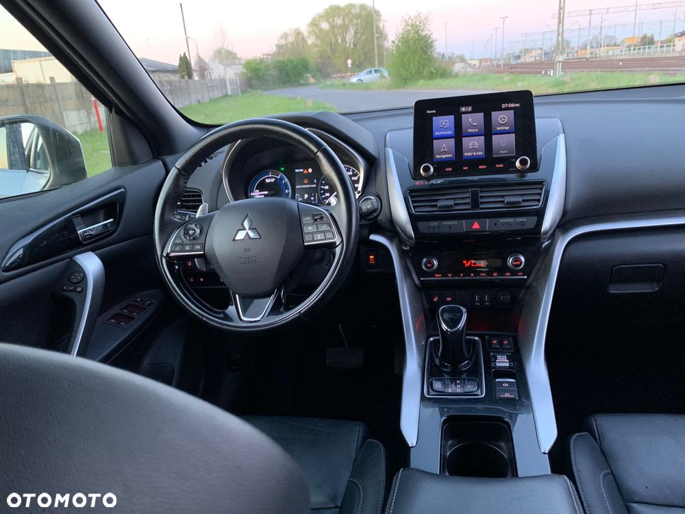 Mitsubishi Eclipse Cross - 31