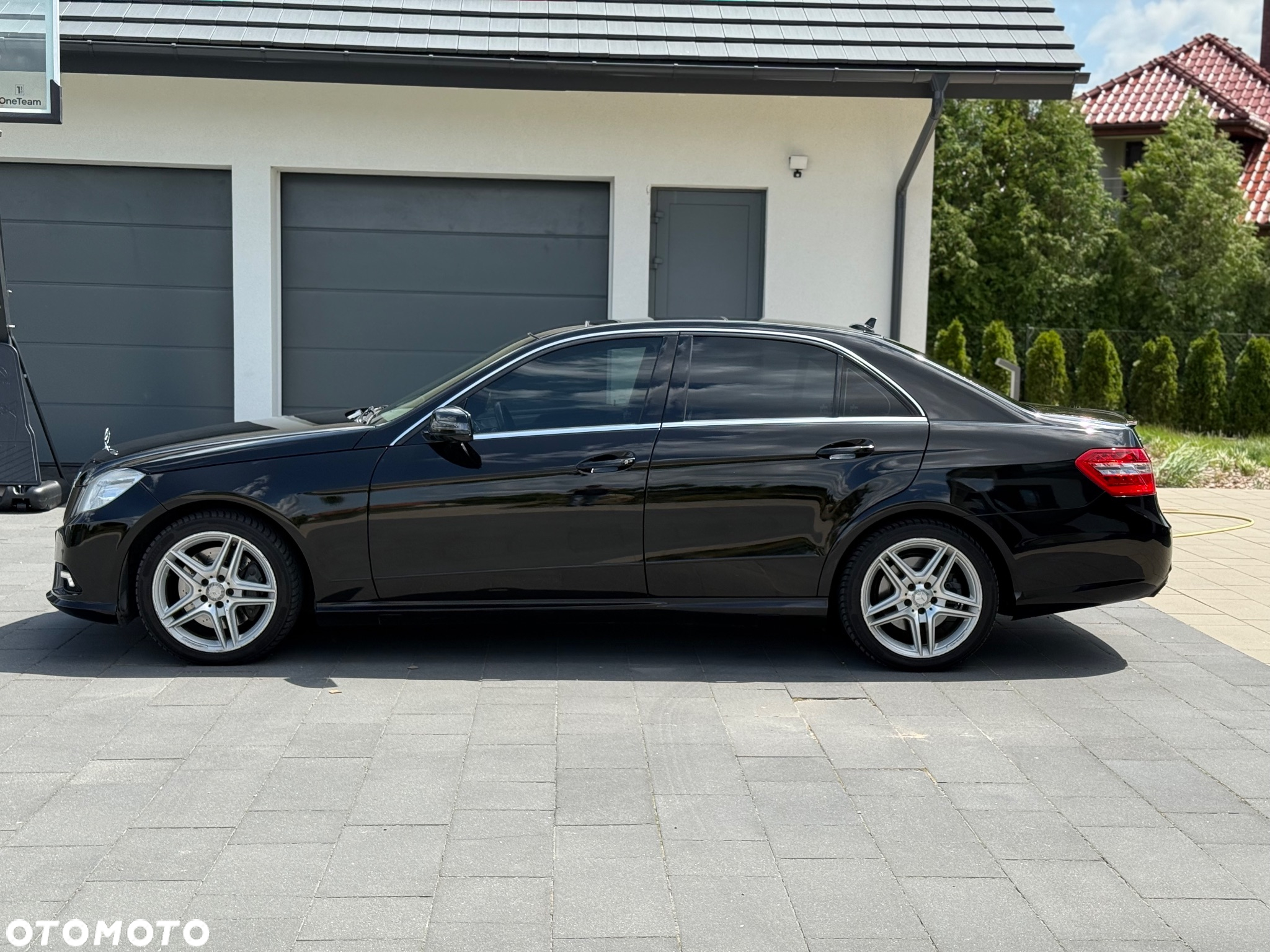 Mercedes-Benz Klasa E 500 4Matic 7G-TRONIC Avantgarde - 7