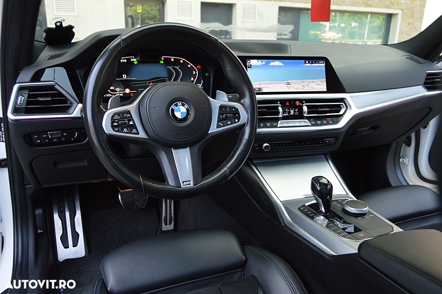 BMW Seria 3 330i AT - 9