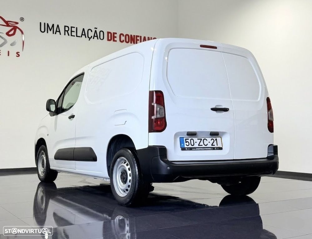 Peugeot PARTNER 1.6 BLUEHDI 75 CV - 3 LUGARES - IVA DEDUTIVEL - 18