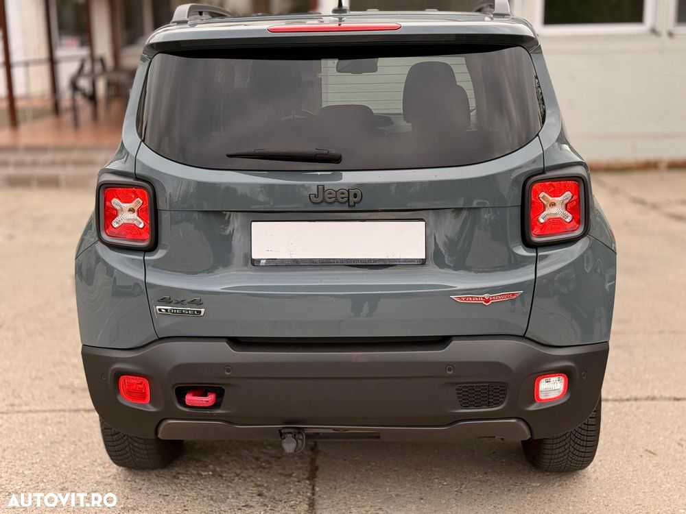 Jeep Renegade 2.0 M-Jet 4x4 AT 75th Anniversary - 4
