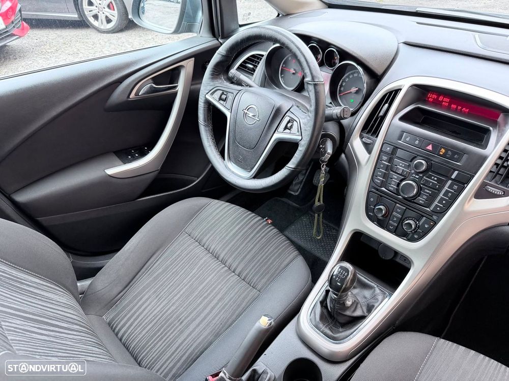 Opel Astra 1.3 CDTI Cosmo - 12