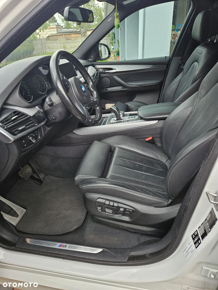 BMW X5 xDrive25d - 11