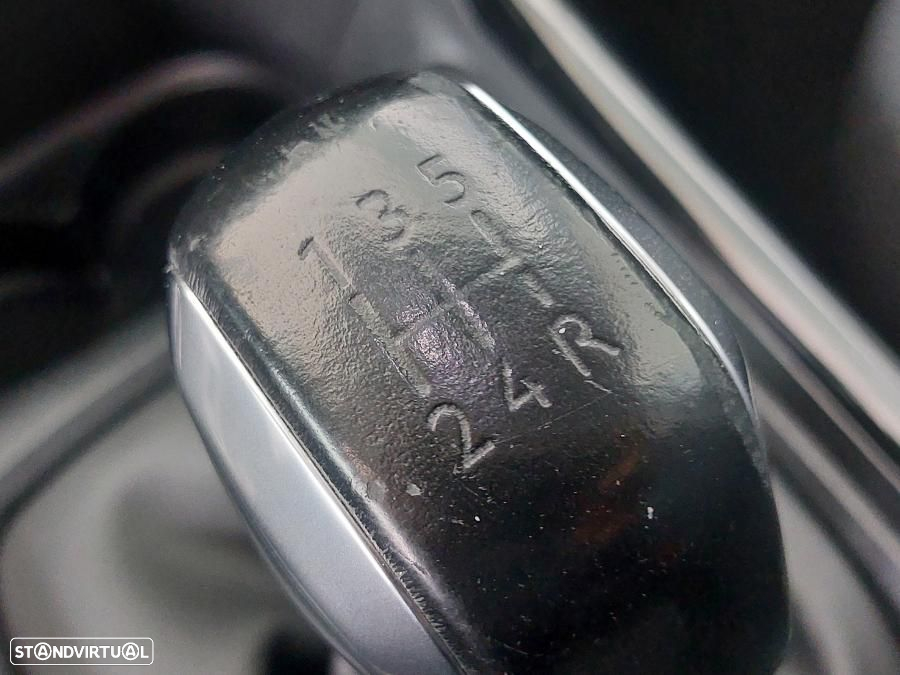 Peugeot 2008 1.5 BlueHDi Signature - 29