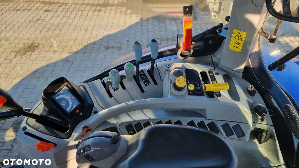 New Holland - 11