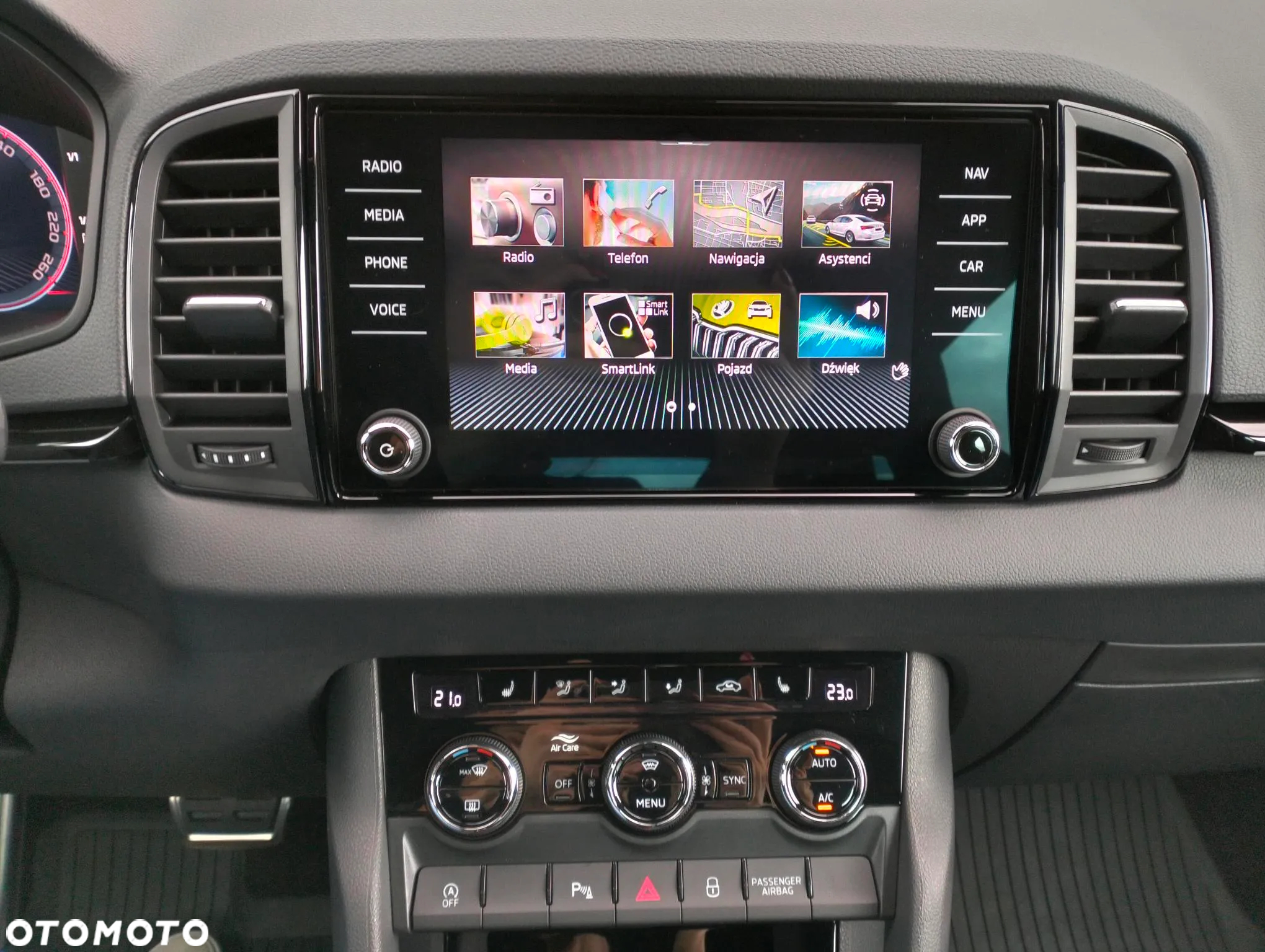 Skoda Karoq 1.5 TSI ACT Sportline DSG - 20