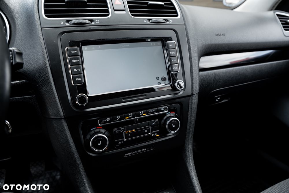 Volkswagen Golf 1.6 Comfortline - 38