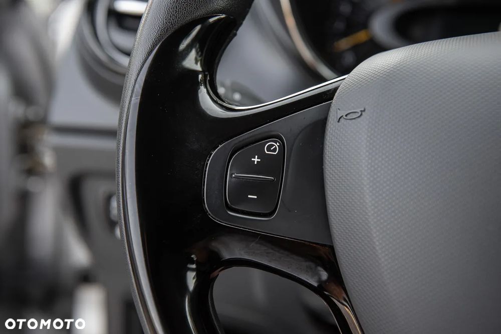 Renault Captur 1.2 TCe Intens EDC - 17