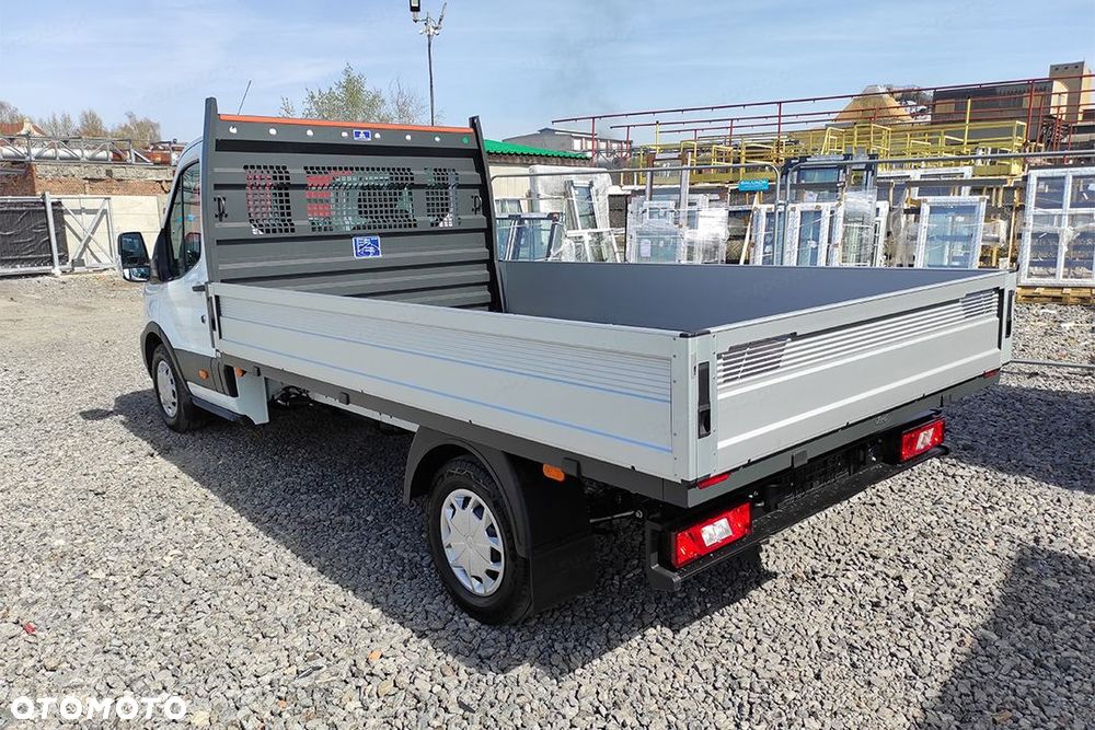 Ford Transit 350 L3 Trend Skrzynia Otwarta 2.0 130KM - 4