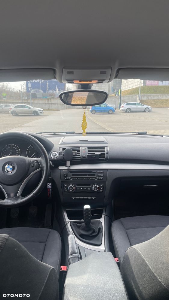 BMW Seria 1 - 23