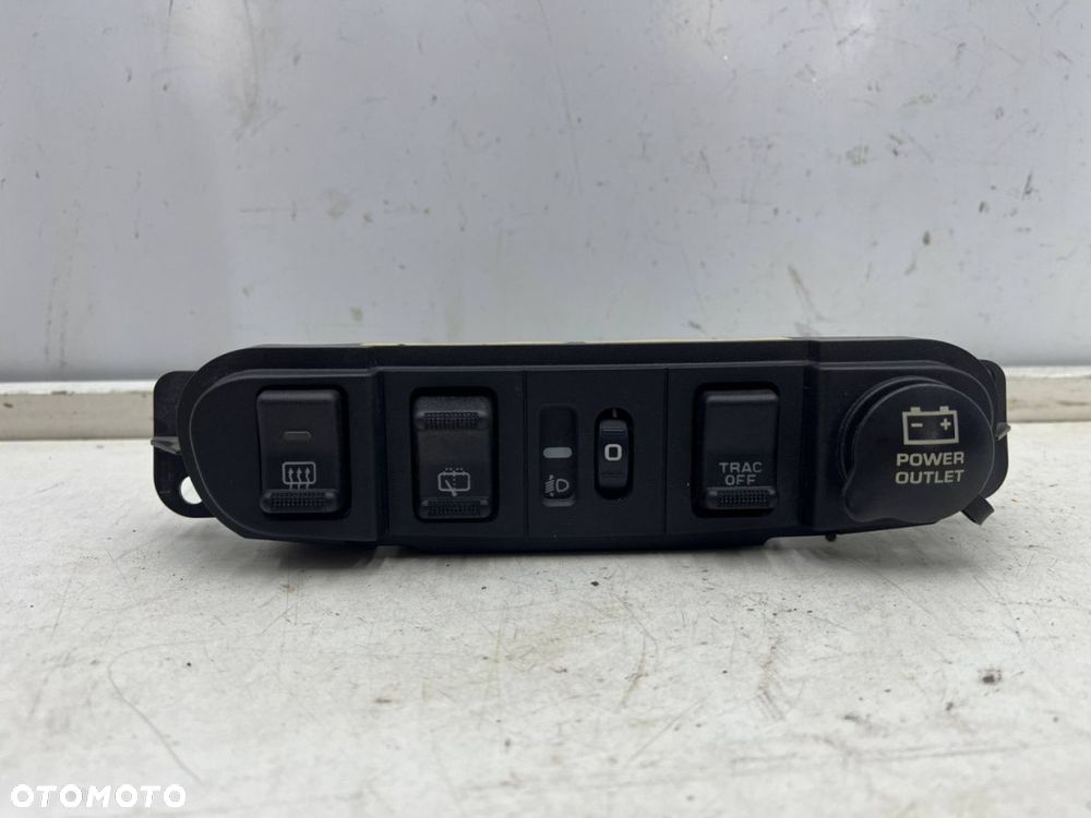 Przełącznik Chrysler PT Cruiser 00-06r. przycisk spryskiwaczy grzania szyby tylnej 04671670ab - 1