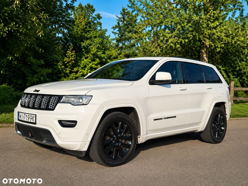 Jeep Grand Cherokee - 1