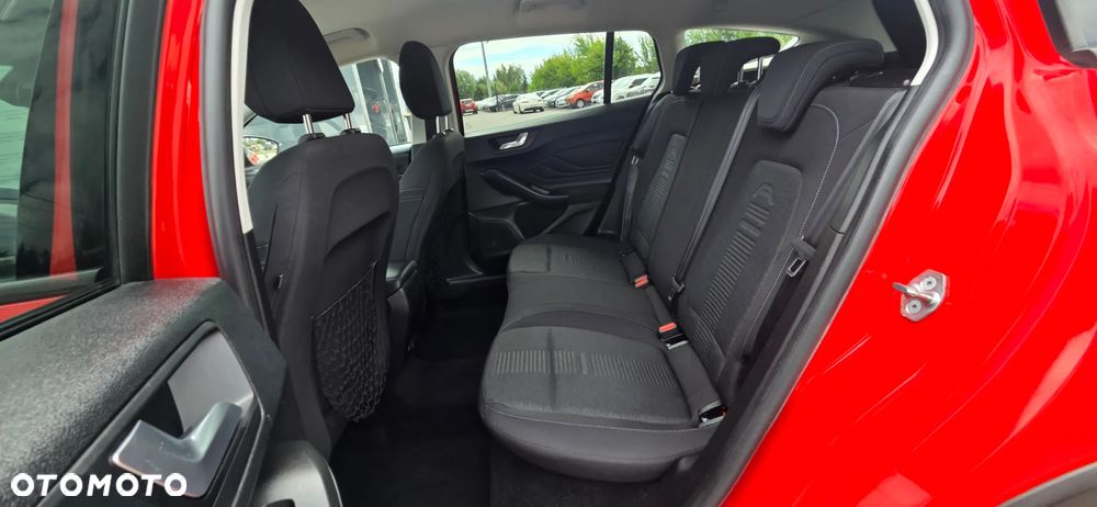 Ford Focus 1.0 EcoBoost STart-Stopp-System ACTIVE - 32