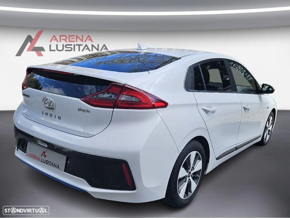 Hyundai Ioniq 1.6 GDI PHEV Tech - 16