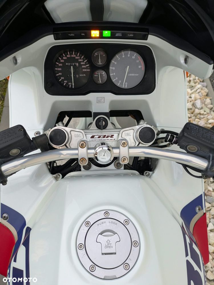 Honda CBR - 16