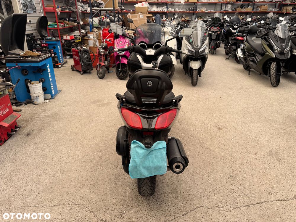 Yamaha X-max - 6