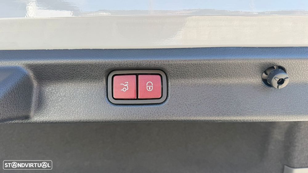 Mercedes-Benz EQE 43 AMG 4Matic - 10