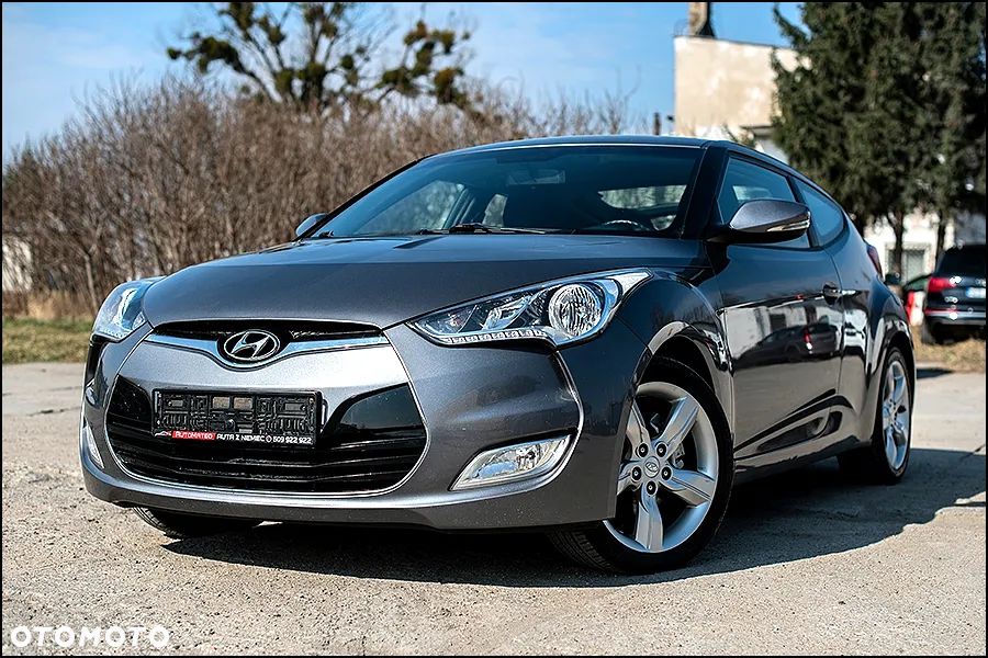 Hyundai Veloster - 1