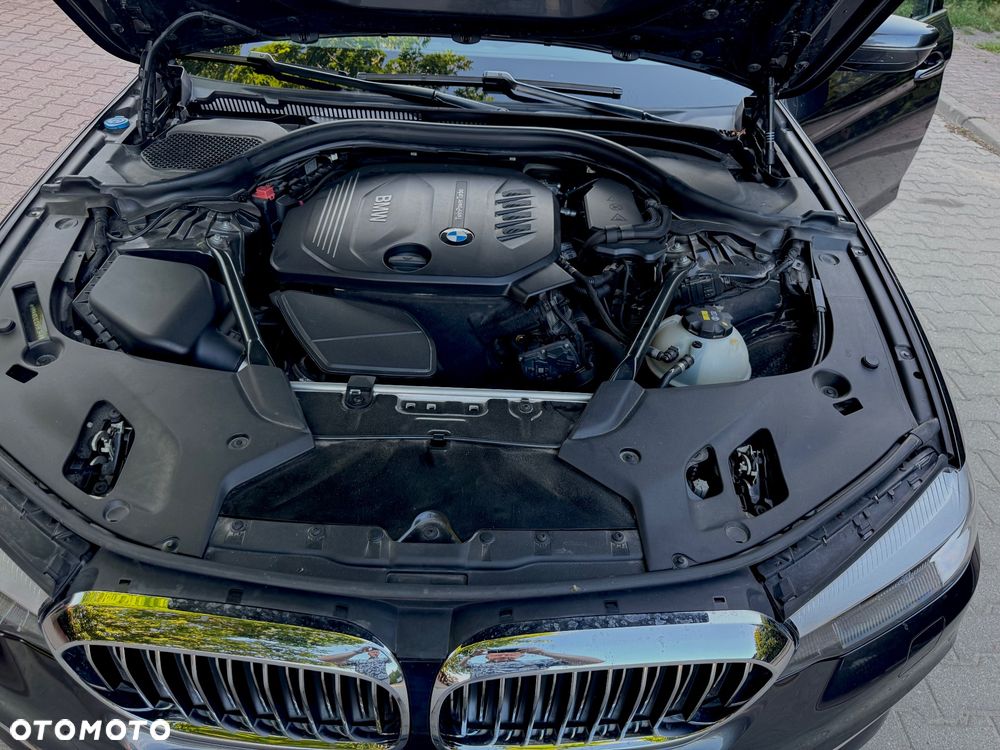 BMW Seria 5 520d Efficient Dynamics Luxury Line sport - 24