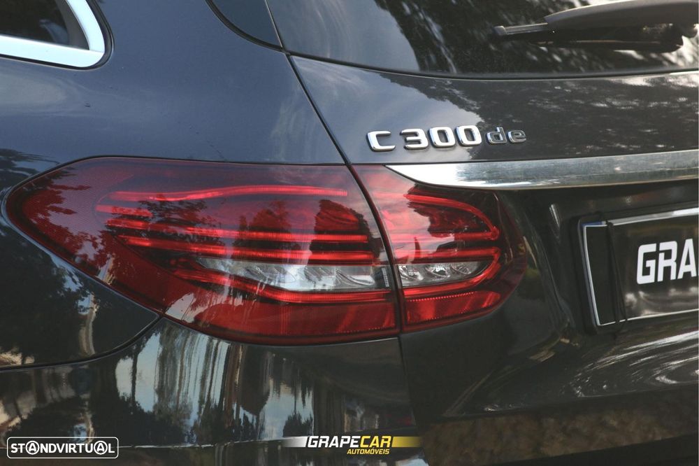 Mercedes-Benz C 300 de AMG Line - 27