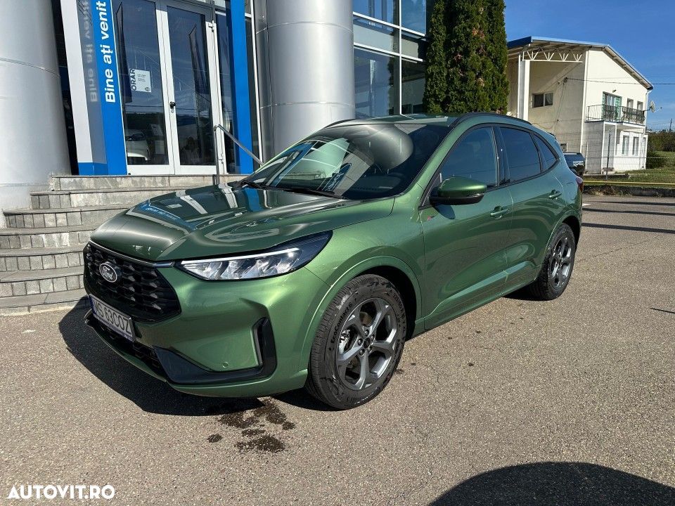 Ford Kuga - 1