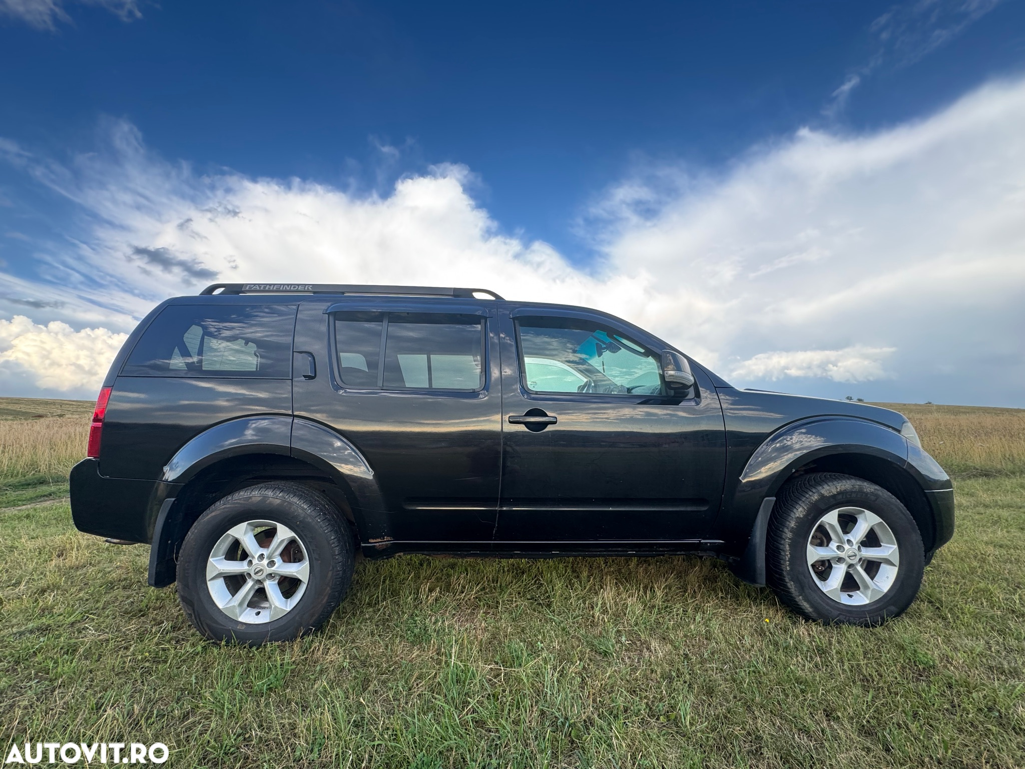 Nissan Pathfinder 2.5 dCi LE - 3