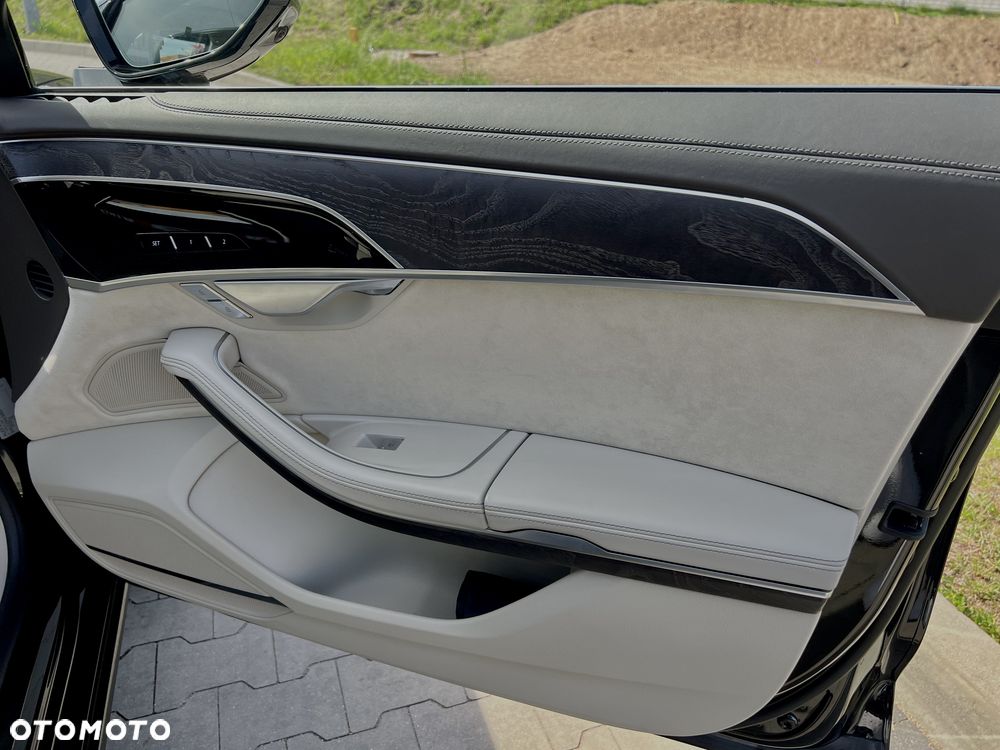 Audi A8 60 TFSI e Quattro Tiptronic - 13