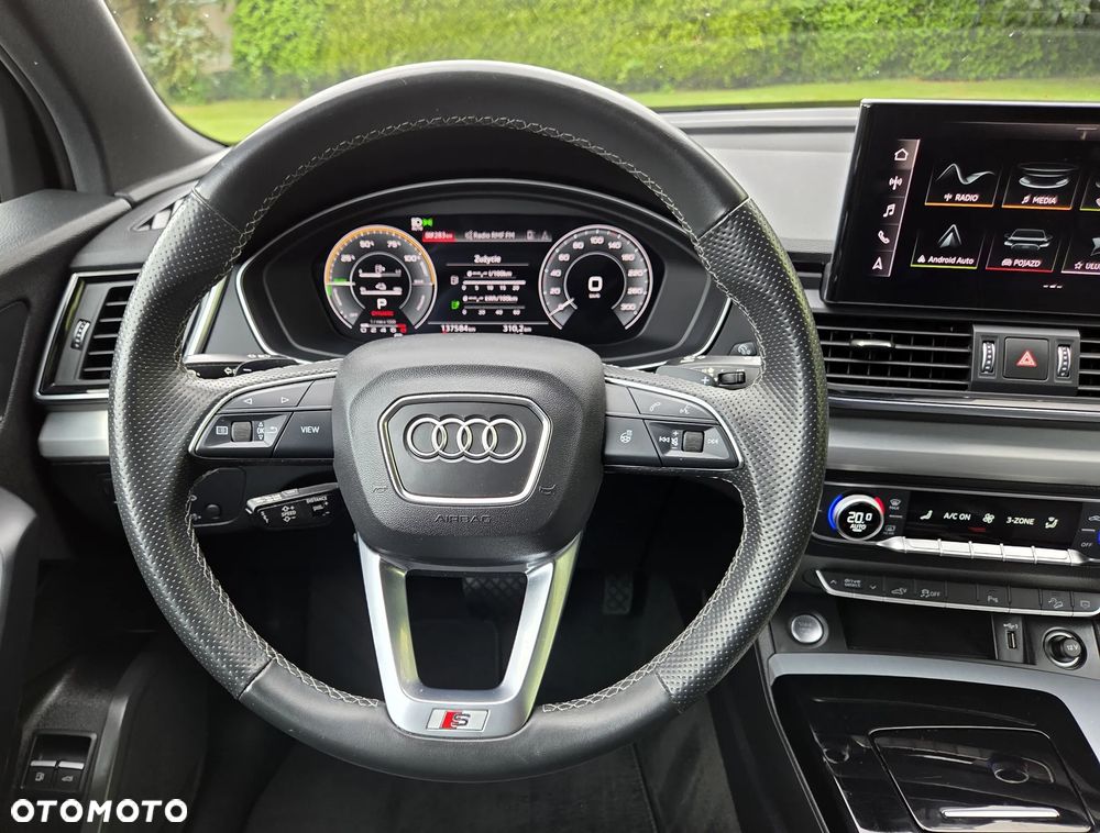 Audi Q5 55 TFSIe quattro S tronic S line - 28