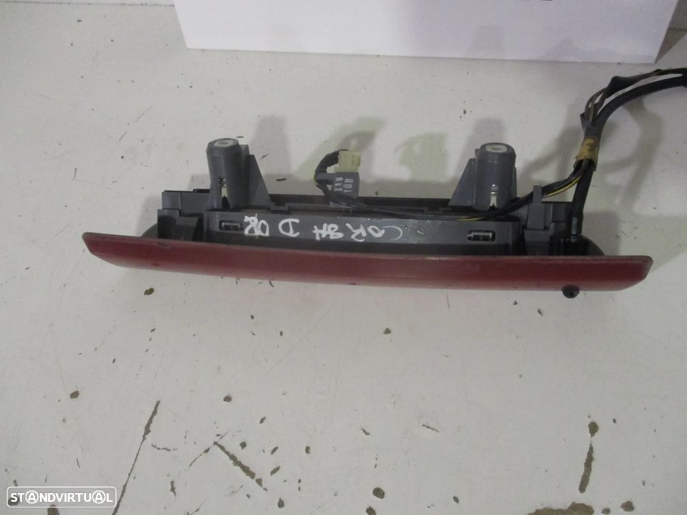 Farolim 3°stop Opel Corsa D 3 portas 2008 - 3