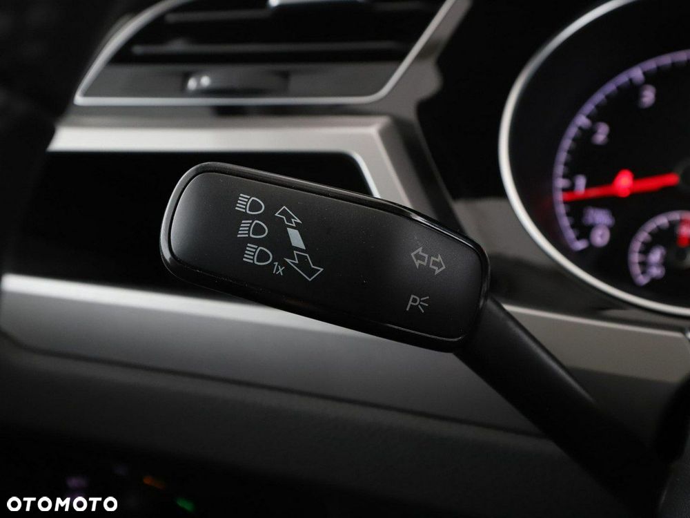 Volkswagen Touran 1.4 TSI (BlueMotion Technology) DSG Comfortline - 34